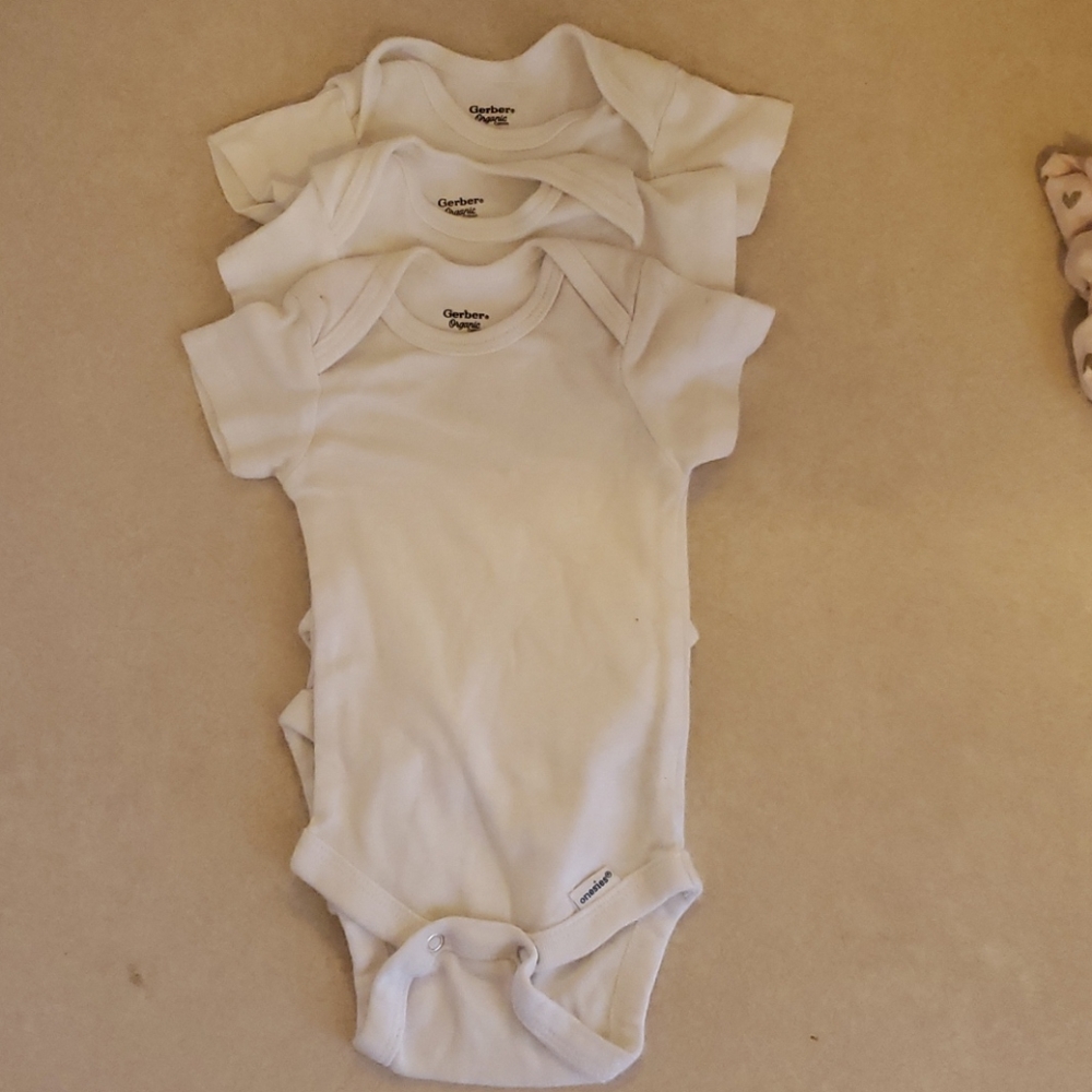 3 set white onesies Gerber organic